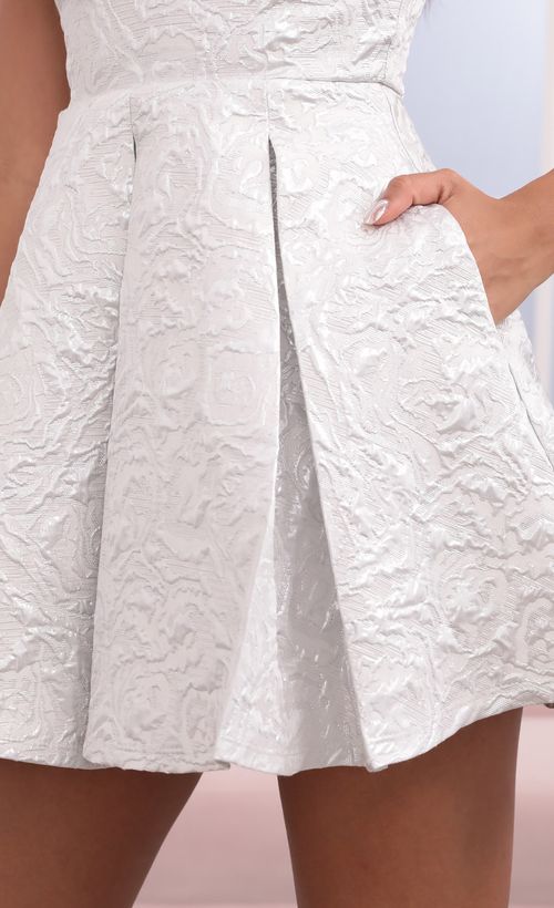 Picture Babette Pleated Jacquard Dress in White and Silver. Source: https://media.lucyinthesky.com/data/May21_2/500xAUTO/1V9A5159.JPG