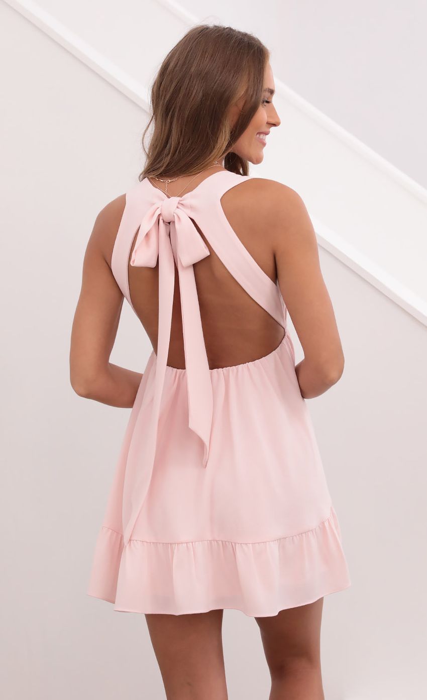 Picture Anastasia Plunge V-neck Dress in Pink. Source: https://media.lucyinthesky.com/data/May21_2/850xAUTO/1V9A3492.JPG