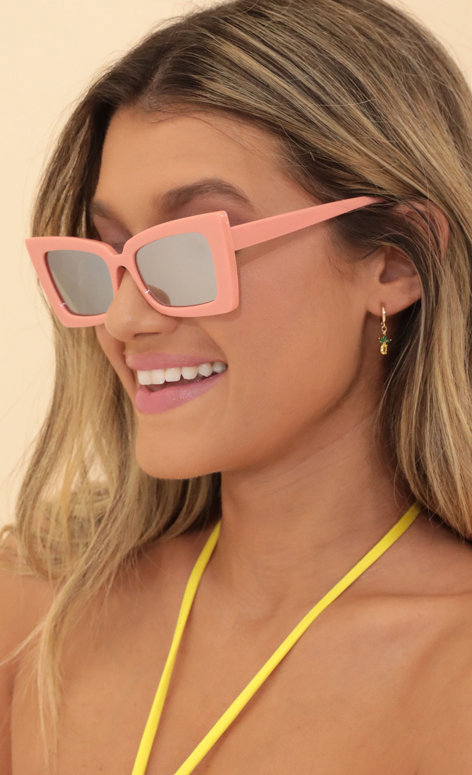 Time for Sunshine Sunglasses in Pink