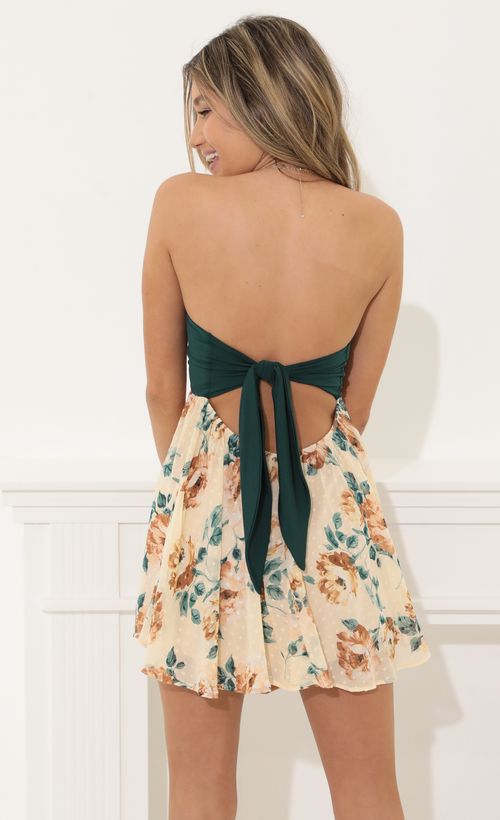 Picture Dakoa Chiffon Strapless Dress in Floral Beige. Source: https://media.lucyinthesky.com/data/May22_1/500xAUTO/1V9A4867.JPG