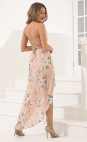 Picture thumb Chiffon Chelsea Print Luxe Maxi Dress in Peach Foil. Source: https://media.lucyinthesky.com/data/May22_2/170xAUTO/1V9A2449.JPG