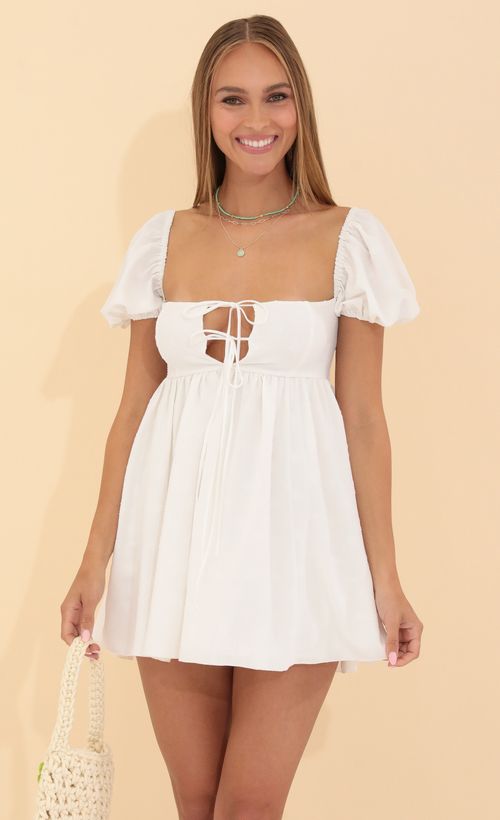 Picture Dalilah Baby Doll Dress in White. Source: https://media.lucyinthesky.com/data/May22_2/500xAUTO/1V9A8477.JPG