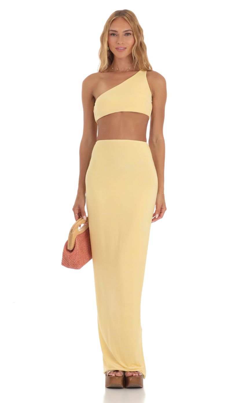 Picture Keziah One Shoulder Two Piece Maxi Skirt Set in Yellow. Source: https://media.lucyinthesky.com/data/May23/850xAUTO/41e098da-6cde-4a7e-8507-e066f4445a64.jpg