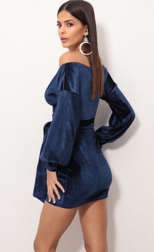 Picture Adela Off The Shoulder Velvet Dress in Navy. Source: https://media.lucyinthesky.com/data/Nov18_1/500xAUTO/0Y5A8595.JPG