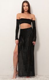 Picture thumb Milan Maxi Set in Black Velvet Stripes. Source: https://media.lucyinthesky.com/data/Nov18_2/170xAUTO/0Y5A0674.JPG