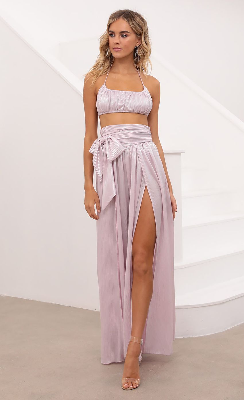 Picture Lyla Two Piece Set in Pink Shimmer. Source: https://media.lucyinthesky.com/data/Oct20_2/850xAUTO/1V9A2941.JPG