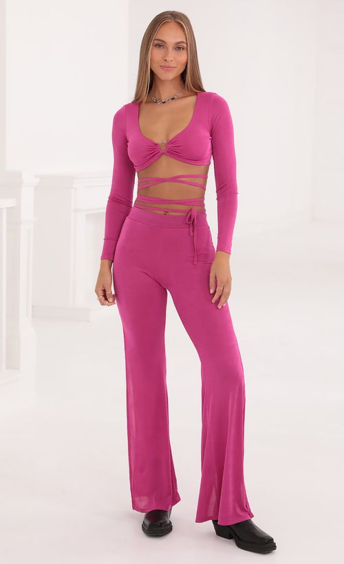 Picture Oakley Two Piece Set in Fuschia. Source: https://media.lucyinthesky.com/data/Oct21_1/500xAUTO/1V9A5269.JPG