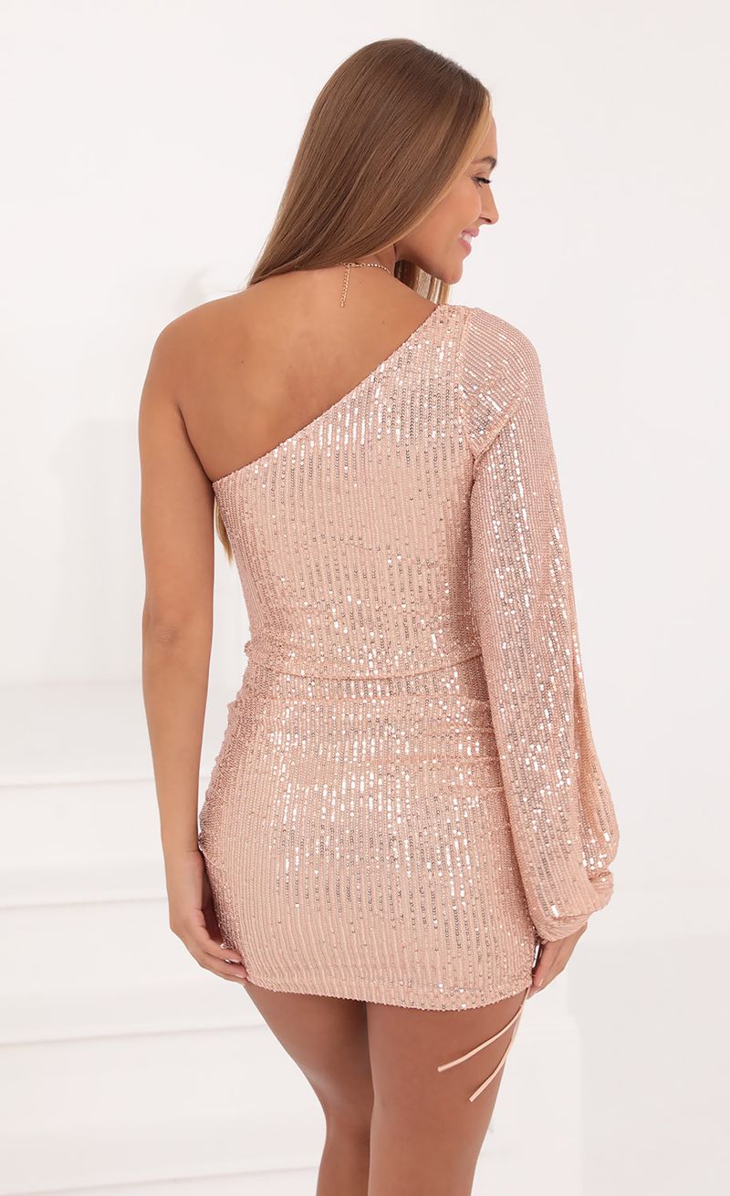 Picture Cindy Lou One Shoulder Sequin Dress in Rosé. Source: https://media.lucyinthesky.com/data/Oct21_1/800xAUTO/1V9A8243.JPG