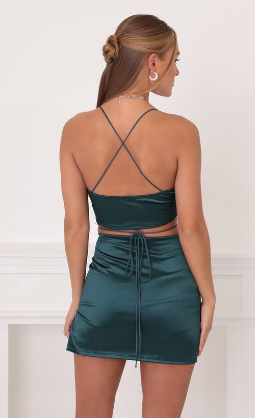 Picture Princess Satin Luxe Set in Emerald Green. Source: https://media.lucyinthesky.com/data/Oct21_2/500xAUTO/1V9A1288.JPG