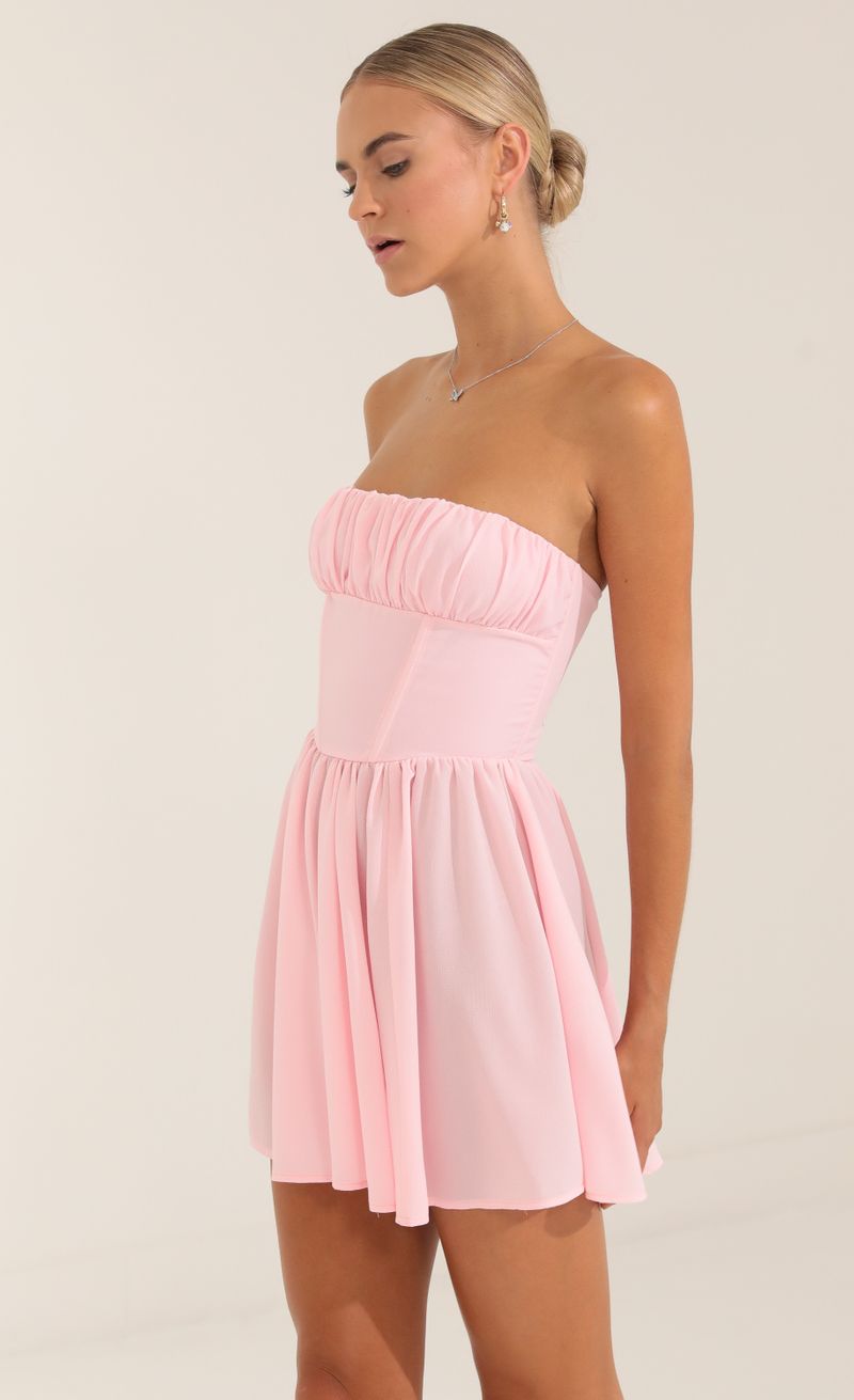 Picture Glinda Crepe Corset Dress in Pink. Source: https://media.lucyinthesky.com/data/Oct22/800xAUTO/0ce63494-aec2-46fe-a1c3-bfbf8ea1c388.jpg