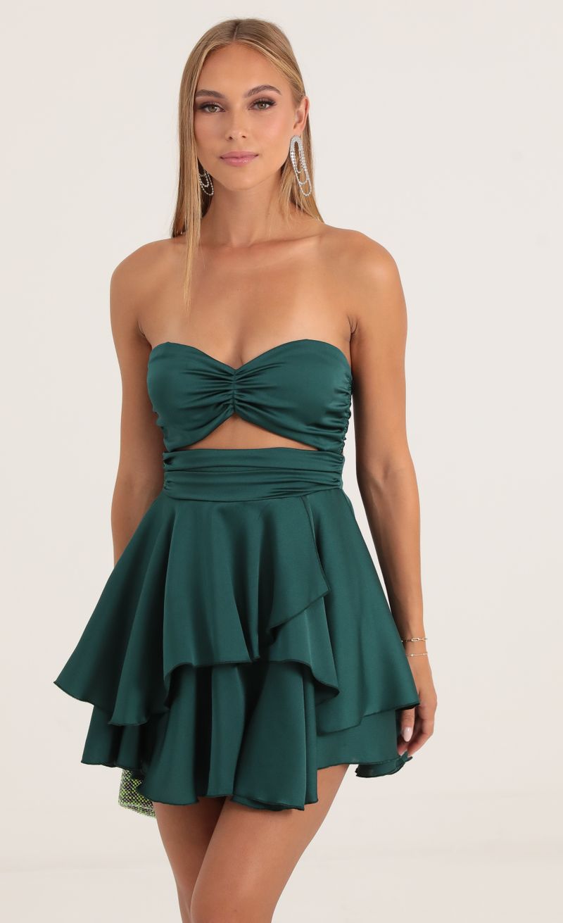 Picture Bonny Off The Shoulder Dress in Green. Source: https://media.lucyinthesky.com/data/Oct22/800xAUTO/204d5e0a-c7b1-4d87-9cc9-9232e2e1d086.jpg