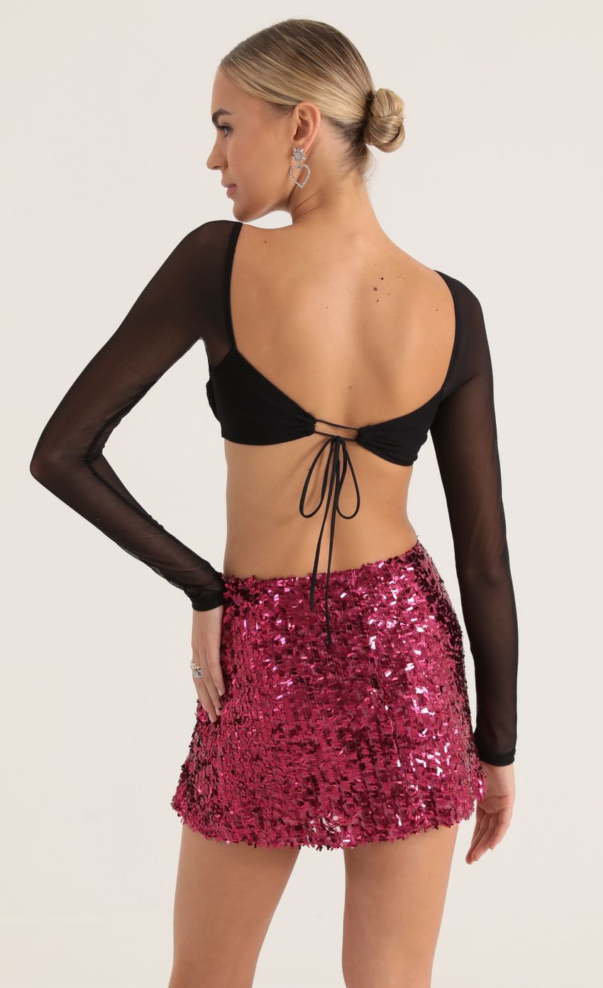 Picture Lilla Sequin Mesh Mini Skirt in Pink. Source: https://media.lucyinthesky.com/data/Oct22/850xAUTO/62d78162-2f4f-451c-90ba-845bda18565e.jpg
