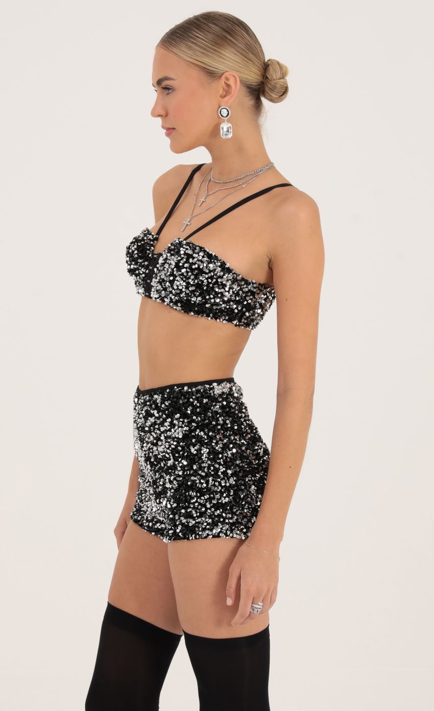 Picture Talulla Velvet Sequin Two Piece Short Set in Black and Silver. Source: https://media.lucyinthesky.com/data/Oct22/850xAUTO/6ae60248-e822-4ba1-a81e-b3612ed4fc9a.jpg
