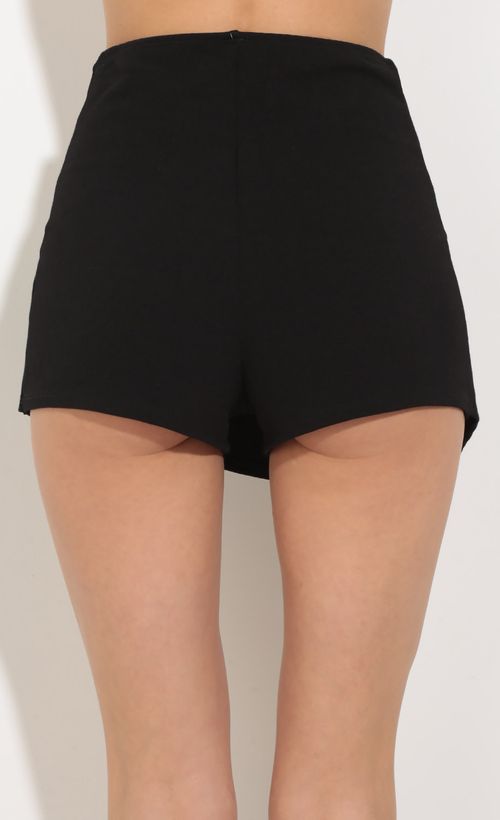 Picture Asymmetric Skort In Black. Source: https://media.lucyinthesky.com/data/Sep16_1/500xAUTO/0Y5A2077.JPG