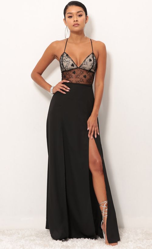 Loveable Lace Maxi Dress in Black
