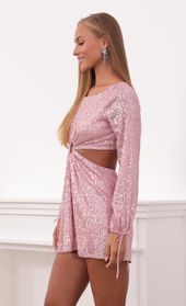 Picture thumb Yalina O-Ring Sequin Dress in Pink. Source: https://media.lucyinthesky.com/data/Sep21_1/170xAUTO/1V9A0921.JPG