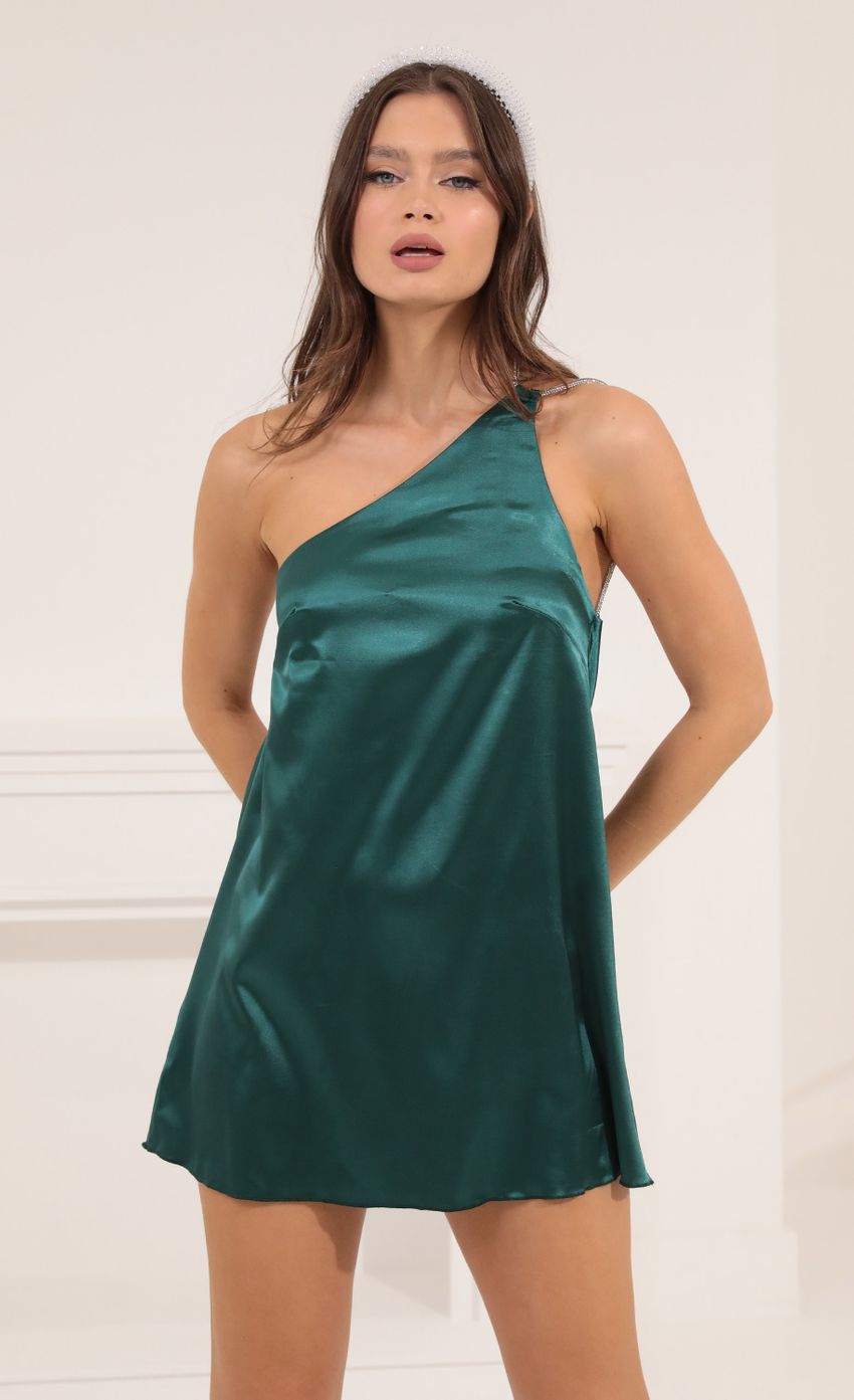 Picture Astoria One Shoulder Dress in Green. Source: https://media.lucyinthesky.com/data/Sep22/850xAUTO/7bcff56a-0708-4d4a-a64c-42023c27114f.jpg