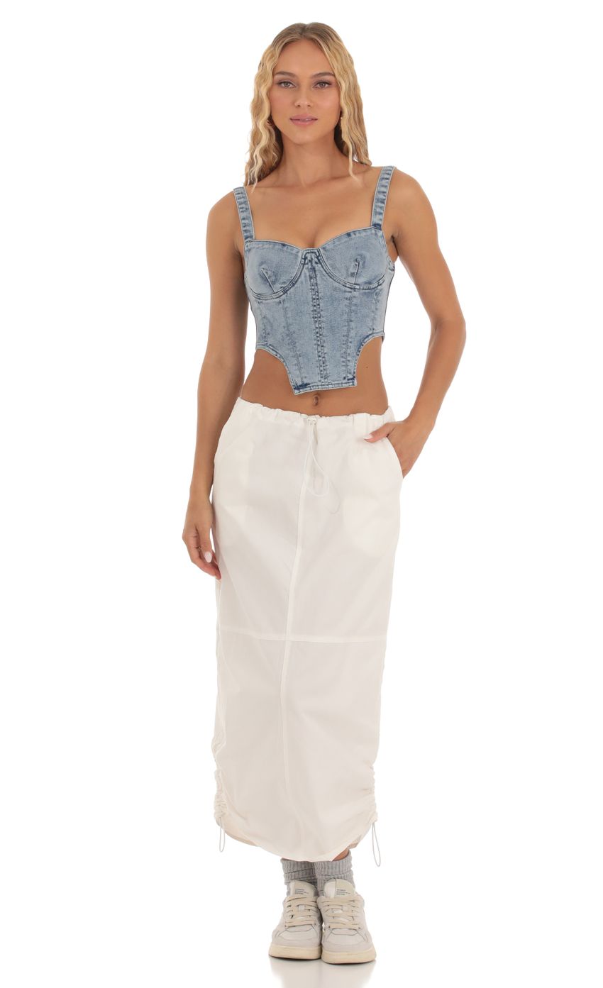Picture Lyndzi Toggle Drawstring Skirt in White. Source: https://media.lucyinthesky.com/data/Sep23/850xAUTO/3ca5da51-e076-4f58-8361-5b1c3364663a.jpg