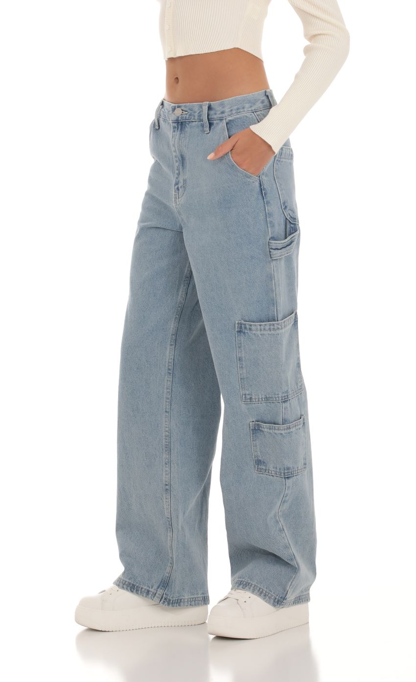 Picture Nerida Cargo Denim Jeans. Source: https://media.lucyinthesky.com/data/Sep23/850xAUTO/7983fbbd-bec3-42bc-a6d9-06ca68145cd5.jpg