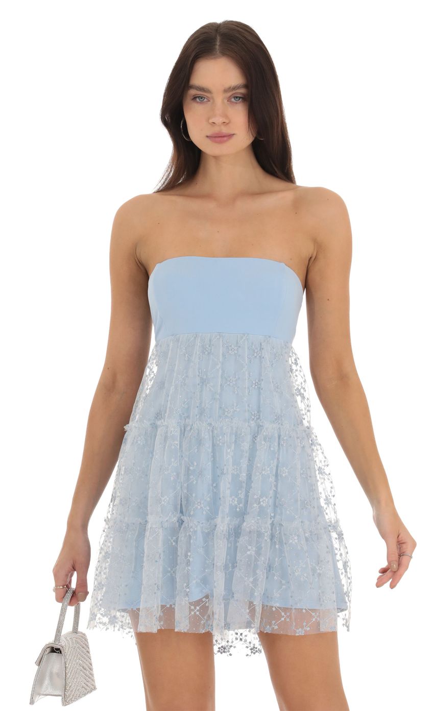Picture Sedna Shimmer Floral Babydoll Dress in Blue. Source: https://media.lucyinthesky.com/data/Sep23/850xAUTO/de948916-8b87-4776-897f-e5acdfcc8b4e.jpg